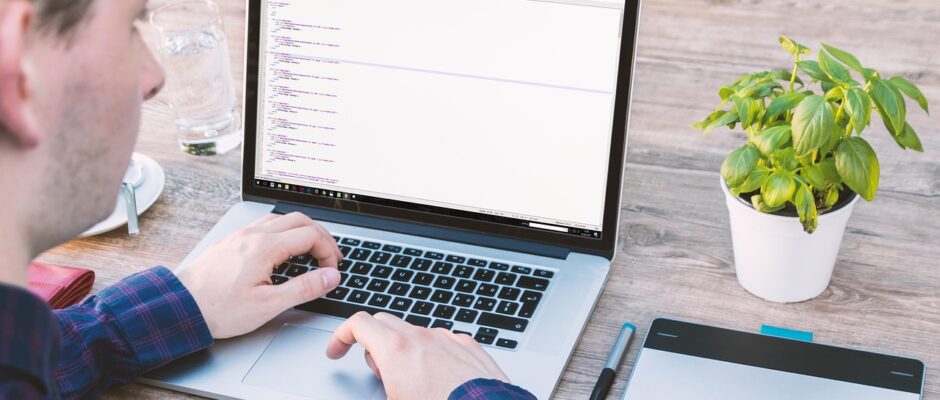 Introduktion till webben med fokus på HTML Introduktion till webben med fokus på HTML